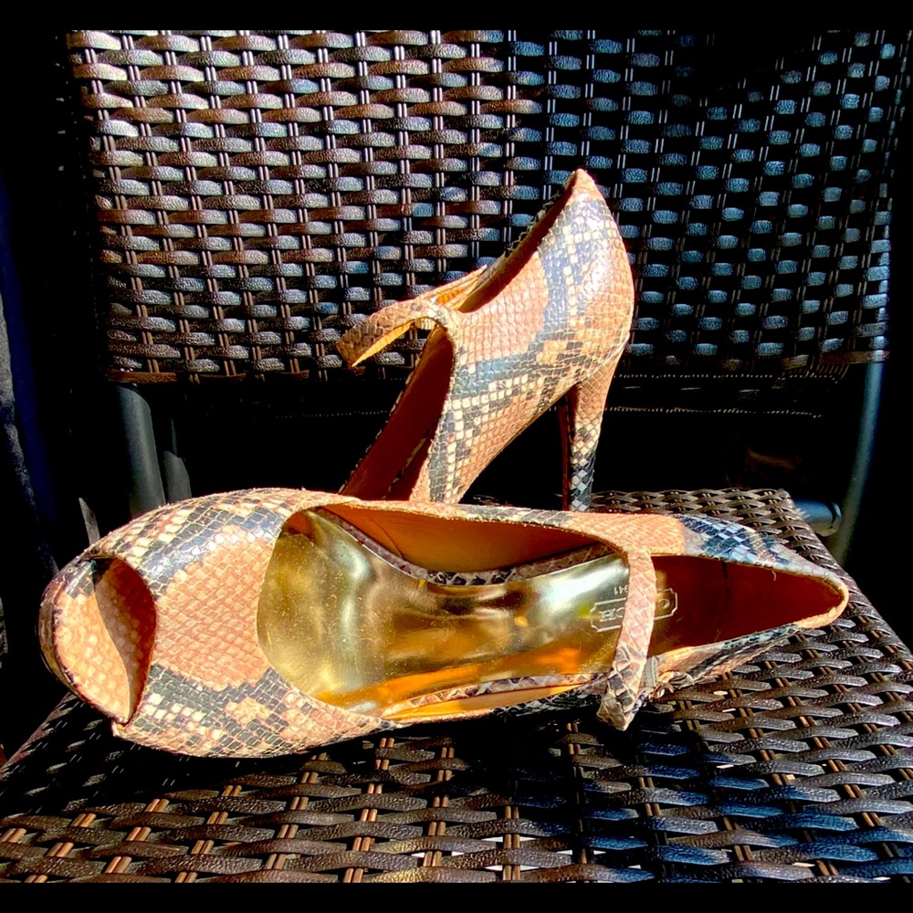 Heels peep toe